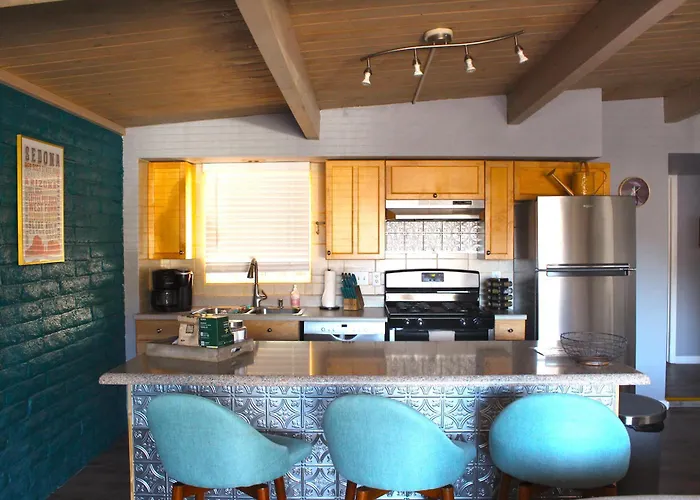 The Three Keys Duplex *